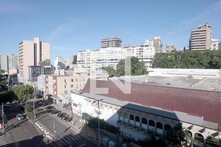 Quarto 1 Vista de apartamento para alugar com 3 quartos, 92m² em Floresta, Porto Alegre