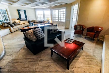 Sala 2 de casa à venda com 3 quartos, 800m² em Jardim Guedala, São Paulo