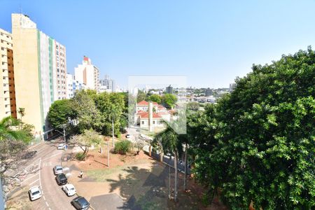 Sala - Vista de apartamento à venda com 2 quartos, 85m² em Botafogo, Campinas