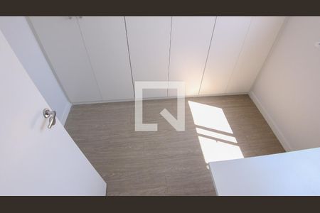 Quarto 01 de apartamento para alugar com 2 quartos, 38m² em Vila Tolstoi, São Paulo