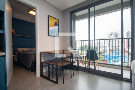 Sala de apartamento para alugar com 1 quarto, 38m² em Santo Amaro, São Paulo