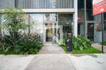 Fachada de apartamento para alugar com 1 quarto, 38m² em Santo Amaro, São Paulo