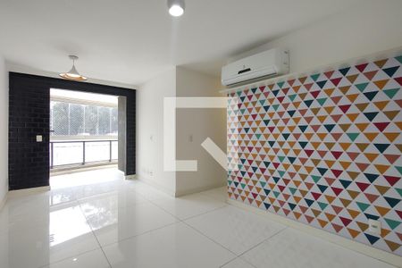 Sala de apartamento para alugar com 4 quartos, 98m² em Freguesia (jacarepaguá), Rio de Janeiro