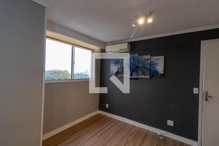 Sala de apartamento à venda com 2 quartos, 40m² em Glória, Porto Alegre