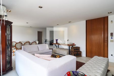 Sala de apartamento para alugar com 4 quartos, 225m² em Vila Suzana, São Paulo