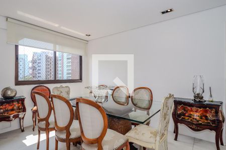 Sala de apartamento para alugar com 4 quartos, 225m² em Vila Suzana, São Paulo