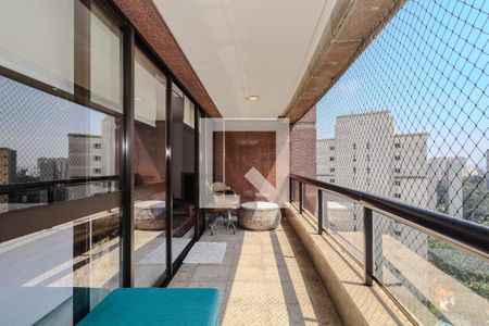 Varanda da Sala de apartamento para alugar com 4 quartos, 225m² em Vila Suzana, São Paulo