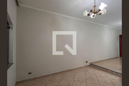 Sala de casa para alugar com 2 quartos, 250m² em Parque São Domingos, São Paulo