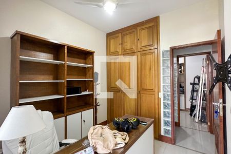 Quarto 01 de apartamento para alugar com 3 quartos, 134m² em Copacabana, Rio de Janeiro