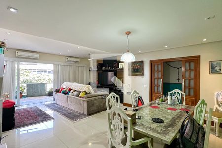 Sala de apartamento para alugar com 3 quartos, 134m² em Copacabana, Rio de Janeiro