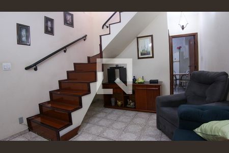 Sala de casa para alugar com 2 quartos, 86m² em Vila Zelina, São Paulo