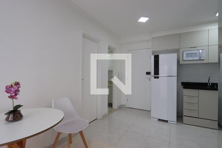 Sala de apartamento para alugar com 2 quartos, 38m² em Vila Tolstoi, São Paulo