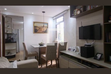 Sala de apartamento à venda com 2 quartos, 38m² em Conjunto Habitacional Teotonio Vilela, São Paulo