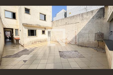 Casa à venda com 269m², 4 quartos e 4 vagas Casa à venda com 269m², 4 quartos e 4 vagasQuintal