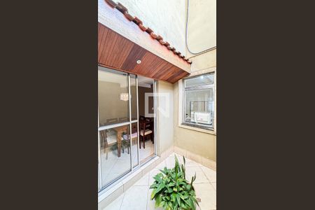 Casa à venda com 269m², 4 quartos e 4 vagas Casa à venda com 269m², 4 quartos e 4 vagasVaranda Sala - Sala de Jantar