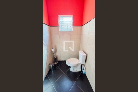 Casa à venda com 269m², 4 quartos e 4 vagas Casa à venda com 269m², 4 quartos e 4 vagasLavabo