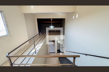 Casa à venda com 269m², 4 quartos e 4 vagas Casa à venda com 269m², 4 quartos e 4 vagasSotao