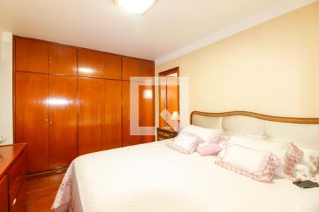 Suíte de apartamento à venda com 3 quartos, 156m² em Chácara Santo Antônio (zona Leste), São Paulo