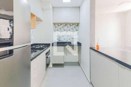 Cozinha de apartamento para alugar com 1 quarto, 34m² em Butantã, São Paulo