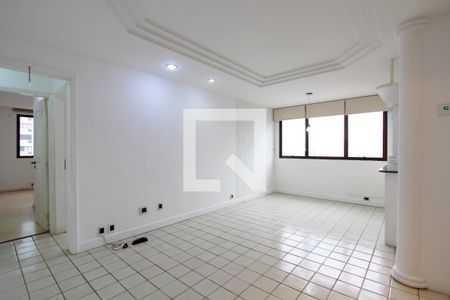 Sala de apartamento para alugar com 2 quartos, 78m² em Barra da Tijuca, Rio de Janeiro