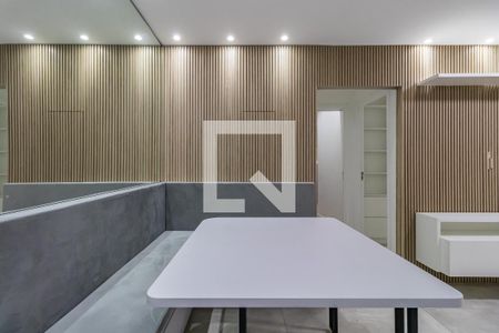 Sala de apartamento à venda com 2 quartos, 56m² em Alphaville Empresarial, Barueri