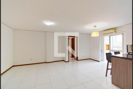 Sala de apartamento para alugar com 3 quartos, 93m² em Centro, Canoas