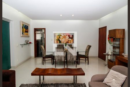 Sala de apartamento à venda com 4 quartos, 127m² em Funcionários, Belo Horizonte