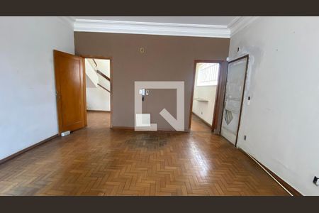 Sala de casa à venda com 8 quartos, 550m² em Barroca, Belo Horizonte