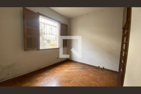 Quarto 2 de casa à venda com 8 quartos, 550m² em Barroca, Belo Horizonte