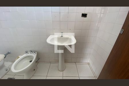 Casa para alugar com 500m², 8 quartos e 2 vagas Casa para alugar com 500m², 8 quartos e 2 vagasBanheiro Suíte