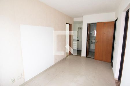 Sala de apartamento para alugar com 3 quartos, 49m² em Engenho do Porto, Duque de Caxias