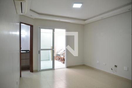 Sala de casa para alugar com 2 quartos, 81m² em Jardim das Maravilhas, Santo André