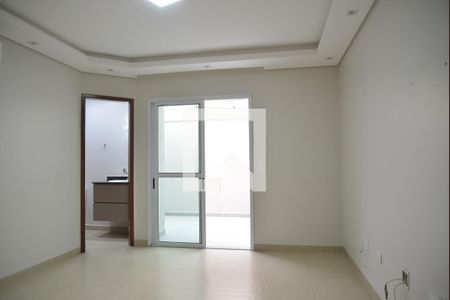 Sala de casa para alugar com 2 quartos, 81m² em Jardim das Maravilhas, Santo André