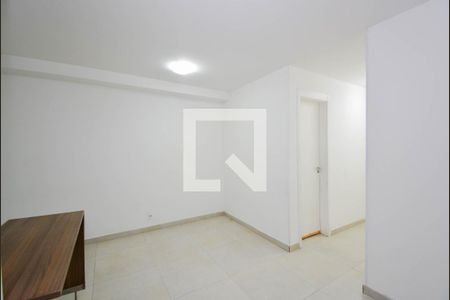 Sala de apartamento para alugar com 3 quartos, 81m² em Jardim Las Vegas, Guarulhos