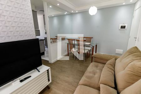 Sala de apartamento para alugar com 2 quartos, 48m² em Jardim Monte Alegre, Taboão da Serra