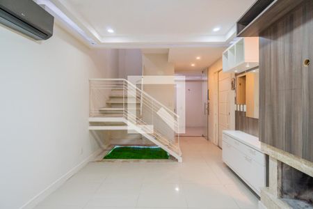 Sala de casa para alugar com 2 quartos, 140m² em Nonoai, Porto Alegre