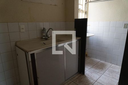 Cozinha e Área de Serviço de apartamento à venda com 2 quartos, 50m² em Chácaras Califórnia, Contagem