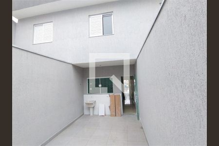 Casa à venda com 2 quartos, 76m² em Jardim Guairaca, São Paulo