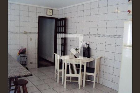 Casa à venda com 3 quartos, 190m² em Vila Iorio, São Paulo