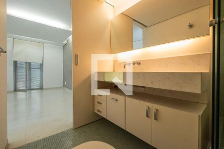 Suíte 1 - Banheiro de apartamento à venda com 2 quartos, 118m² em Sumaré, São Paulo