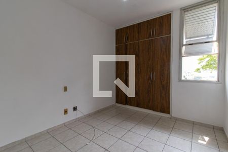 Quarto 1 de apartamento à venda com 2 quartos, 100m² em Ponte Preta, Campinas