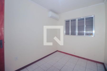 Quarto 2 de casa à venda com 3 quartos, 130m² em Sarandi, Porto Alegre