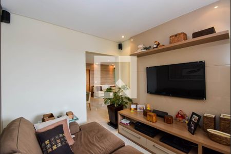 Sala de TV de apartamento à venda com 3 quartos, 171m² em Jardim Zaira, Guarulhos