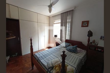 Quarto de apartamento para alugar com 3 quartos, 110m² em Monsenhor Messias, Belo Horizonte