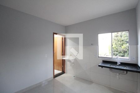 Sala e Cozinha de kitnet/studio para alugar com 1 quarto, 40m² em Minas Caixa, Belo Horizonte