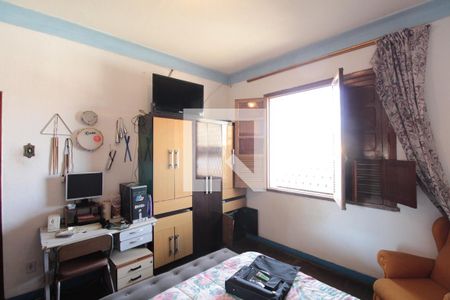 Quarto 1 de casa à venda com 3 quartos, 360m² em Minas Caixa, Belo Horizonte