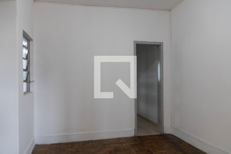 Sala de casa para alugar com 2 quartos, 124m² em Nova Suíssa, Belo Horizonte