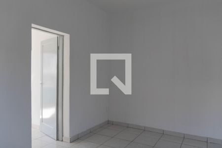 Sala de casa para alugar com 3 quartos, 86m² em Nova Suíssa, Belo Horizonte