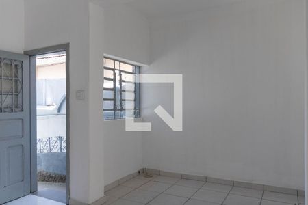 Sala de casa para alugar com 3 quartos, 86m² em Nova Suíssa, Belo Horizonte