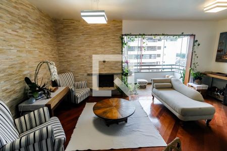 Sala de apartamento para alugar com 4 quartos, 137m² em Vila Suzana, São Paulo